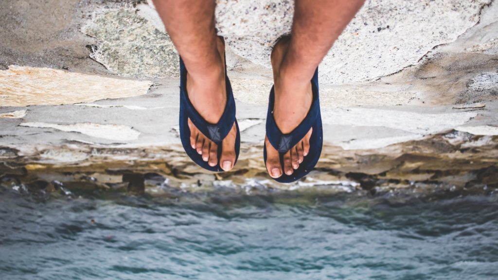 best mens leather flip flops